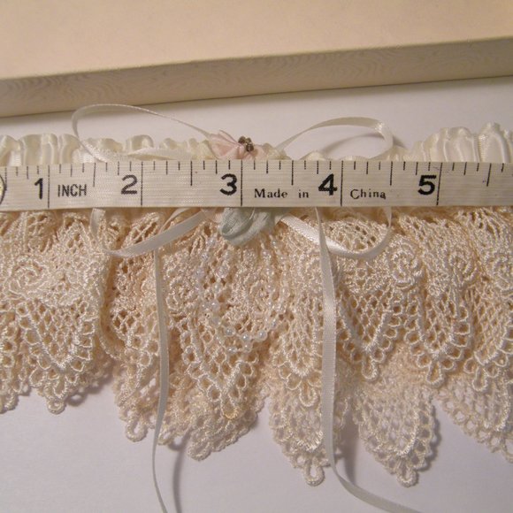 Vintage Garter Belt from Simply Charming in Original Box, - Picture 4 of 6